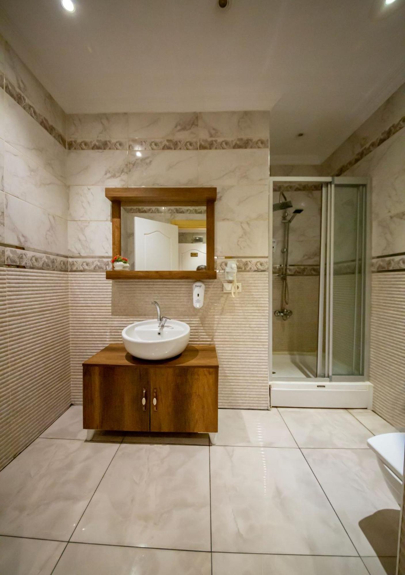 Royal Garden Suite And Hotel Istanbulská provincie Exteriér fotografie