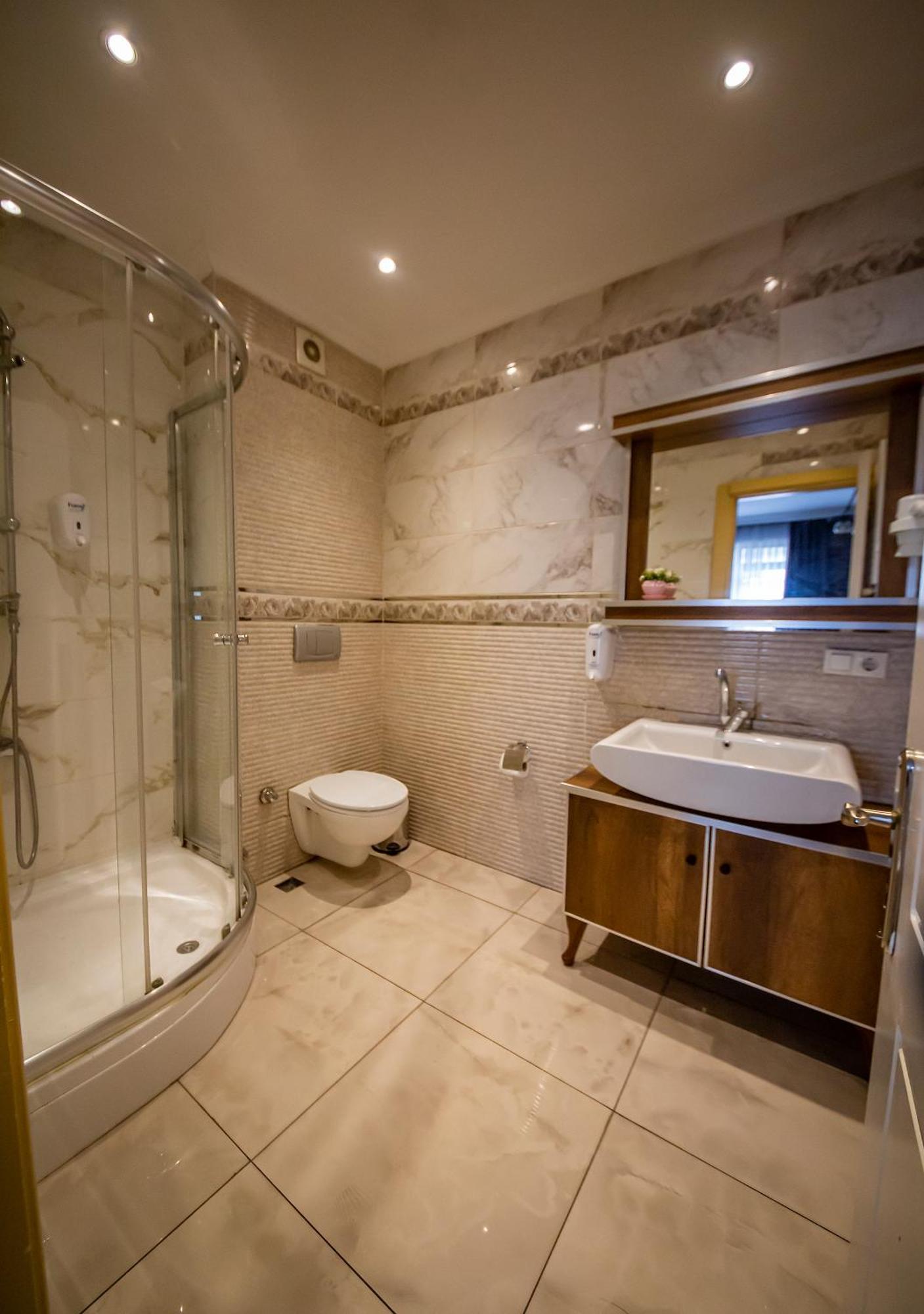 Royal Garden Suite And Hotel Istanbulská provincie Exteriér fotografie