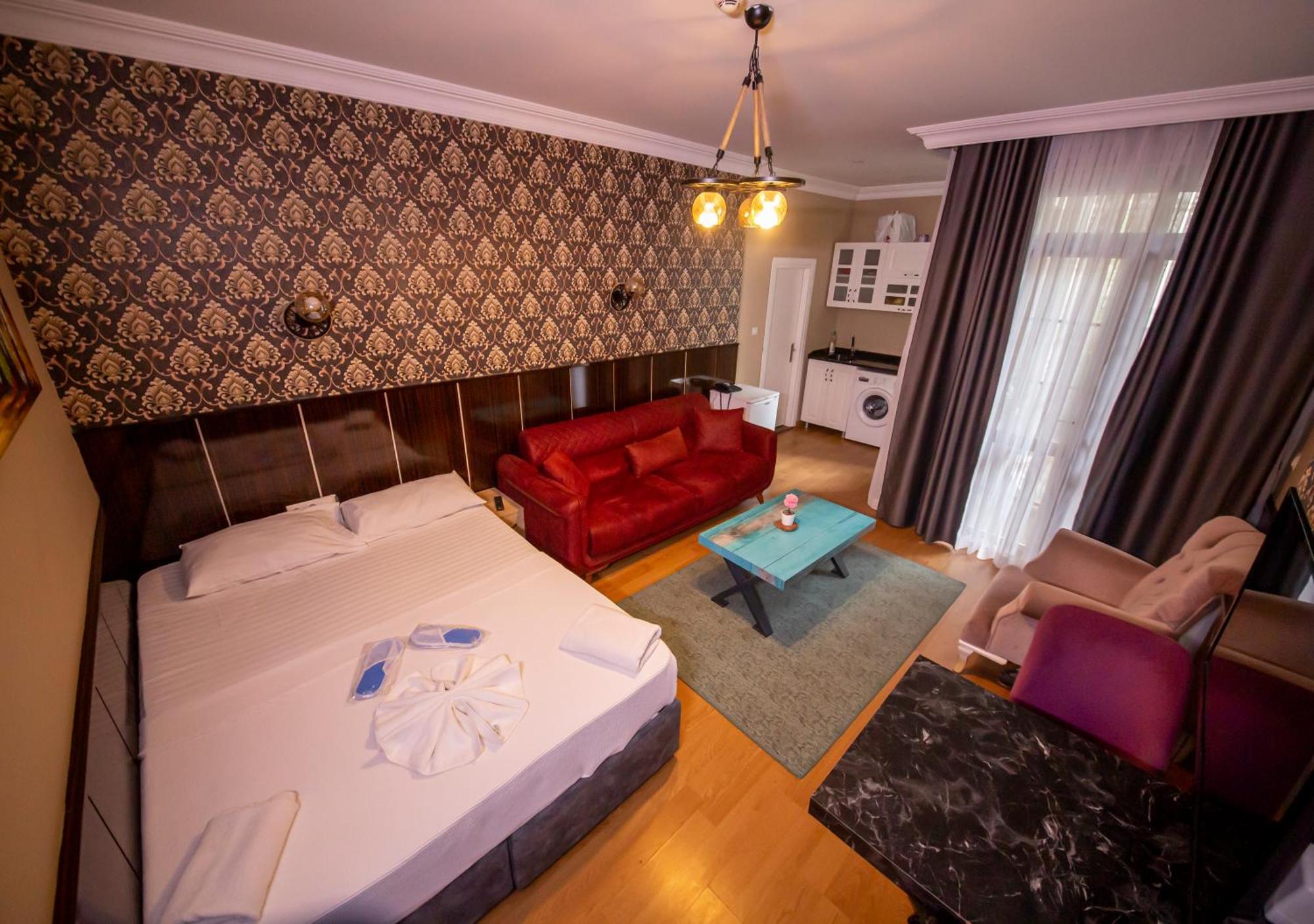Royal Garden Suite And Hotel Istanbulská provincie Exteriér fotografie